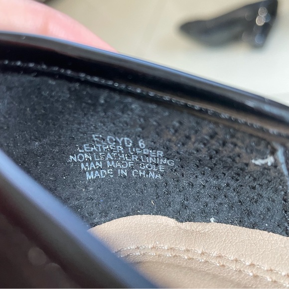 Hush Puppies Farrah Block Shoes - Picture 8 of 8